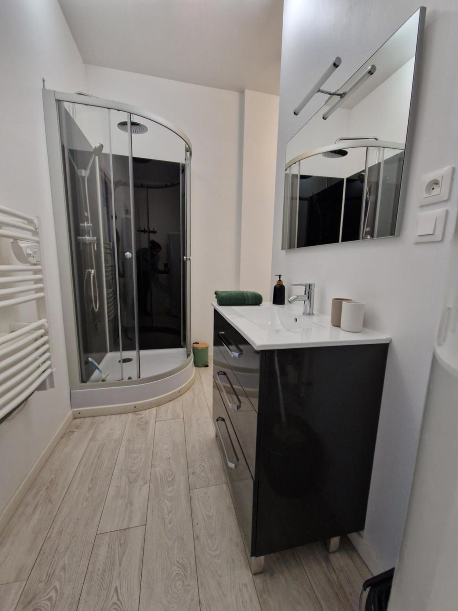 Les Appartements De Lucie Eaux-Bonnes Exterior photo